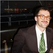 I am an enthusiastic and friendly artist and illustrator. Anyone who wants to explore their creativity further.